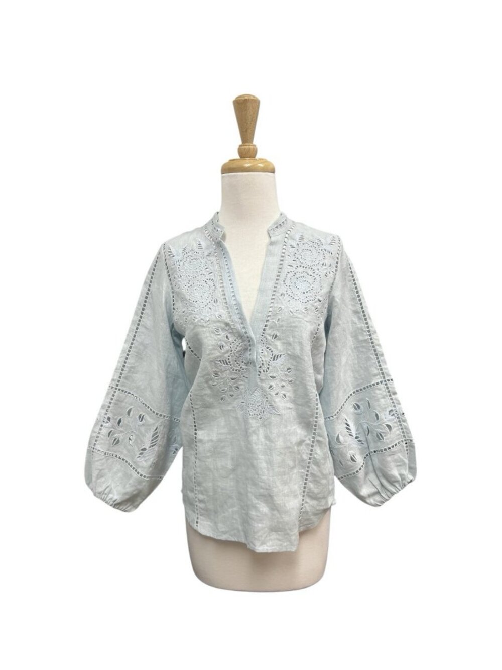 NEW Figue Rylie Linen Top Size XXS Light Blue Embroidered Blouse